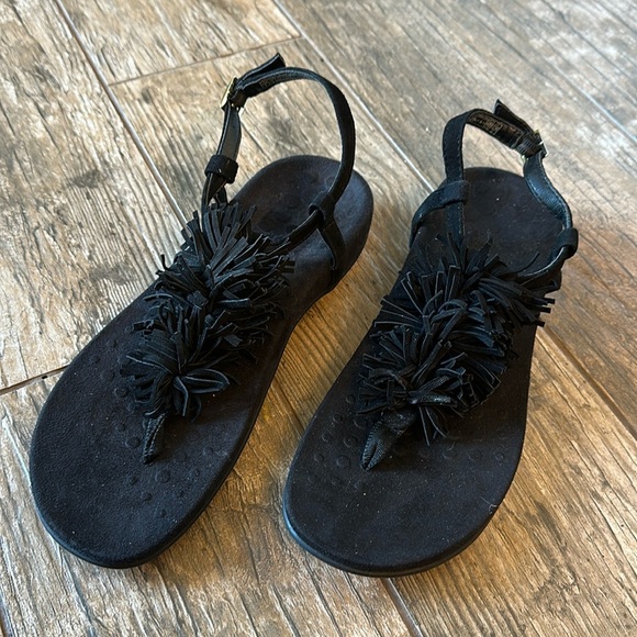 Vionic Orthaheel Rest Sosha Suede Slingback Fringe Tassel Sandal Womens size 7 - Picture 1 of 6